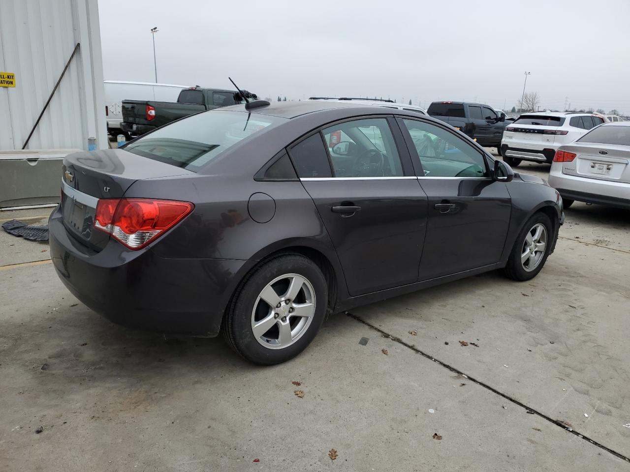 2015 Chevrolet Cruze - Image 3