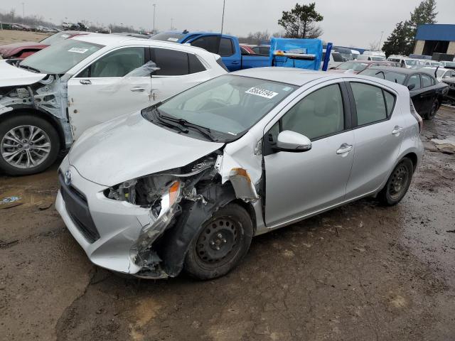  TOYOTA PRIUS 2015 Серебристый