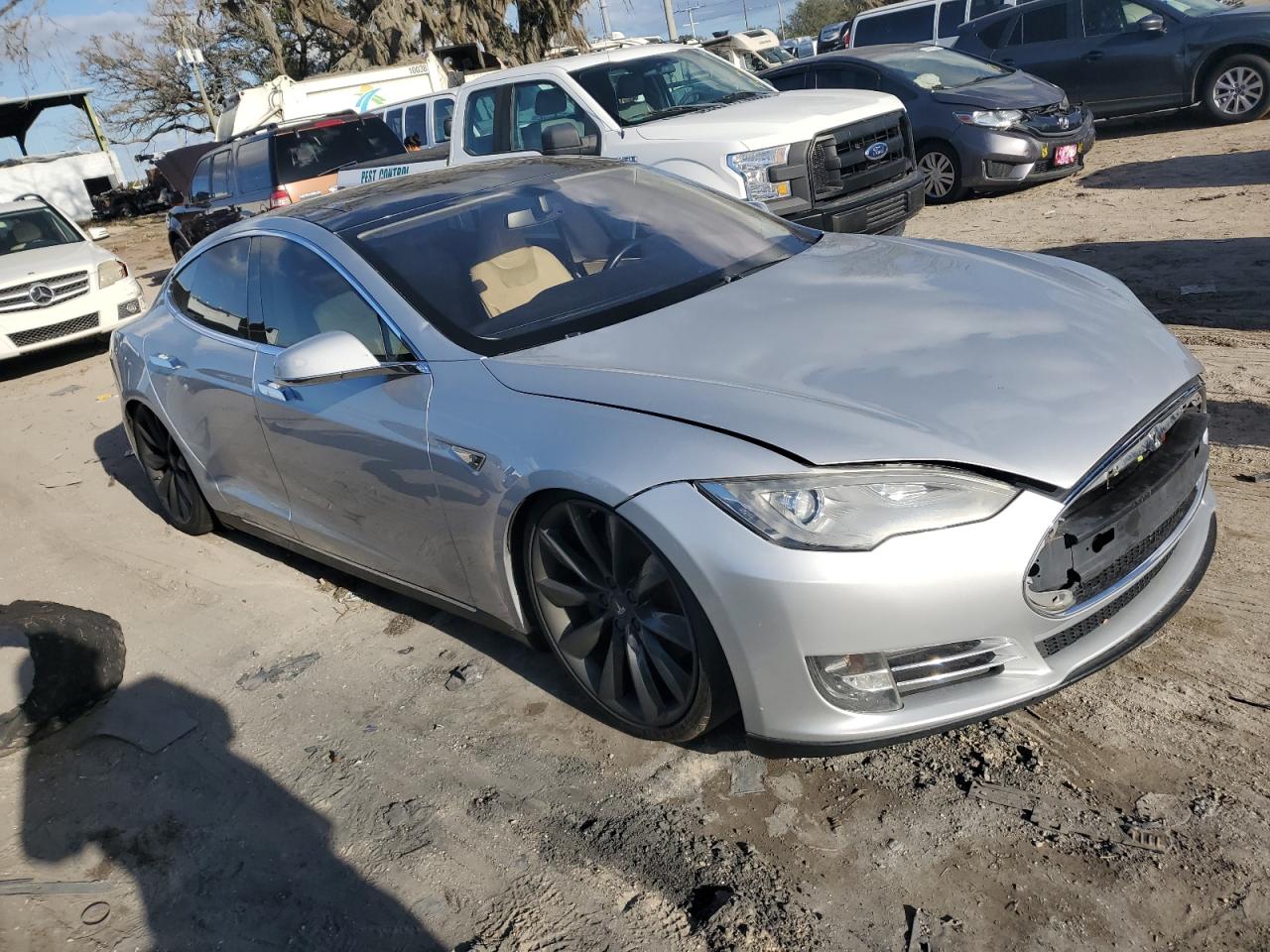 VIN 5YJSA1DP7DFP17795 2013 TESLA MODEL S no.4