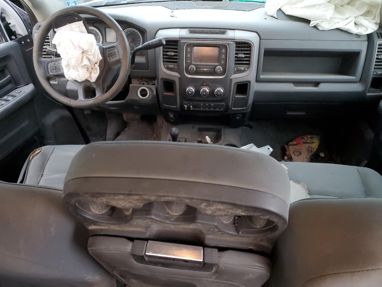 2017 RAM 3500 - Image 8