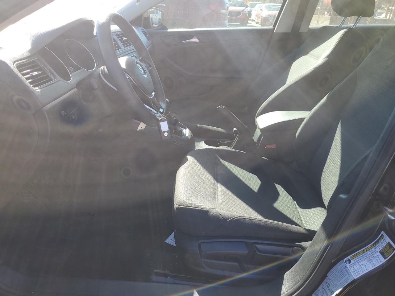 2015 Volkswagen Jetta - Image 7
