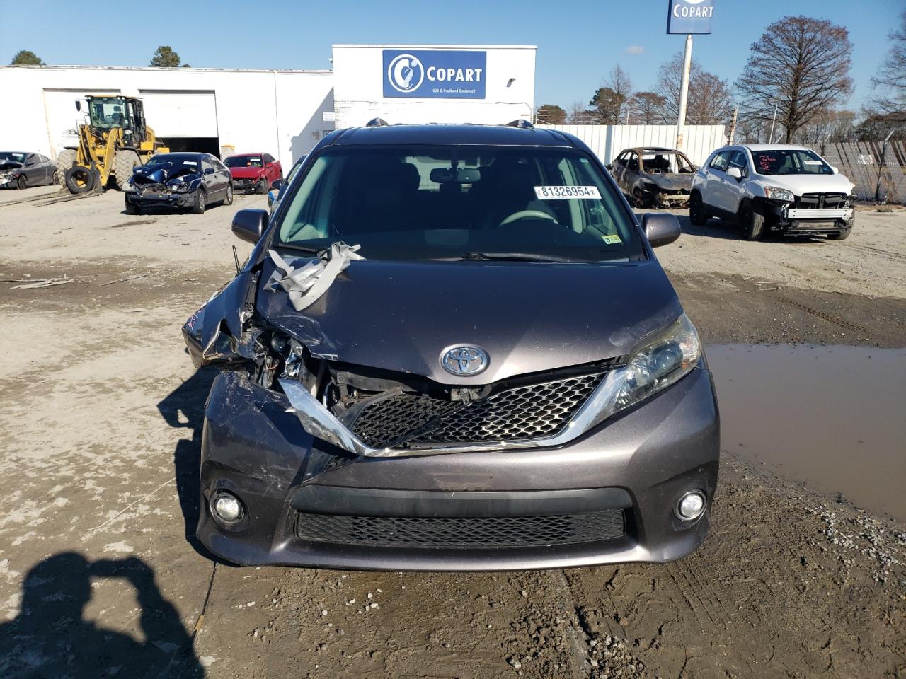 VIN 5TDXK3DC2DS310250 2013 TOYOTA SIENNA no.5