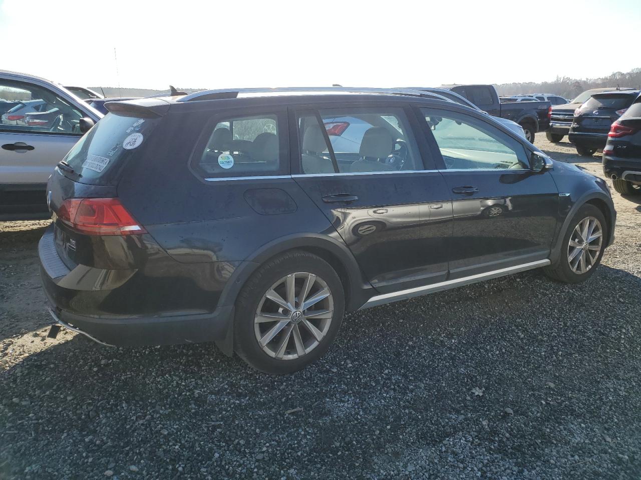 2017 Volkswagen Golf - Image 3