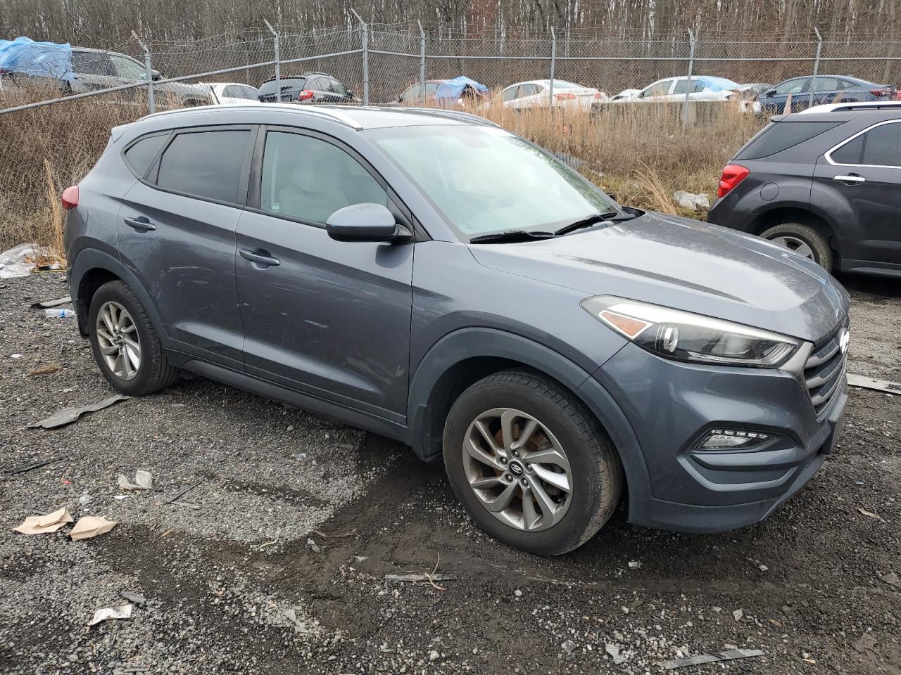 VIN KM8J33A45GU143345 2016 HYUNDAI TUCSON no.4