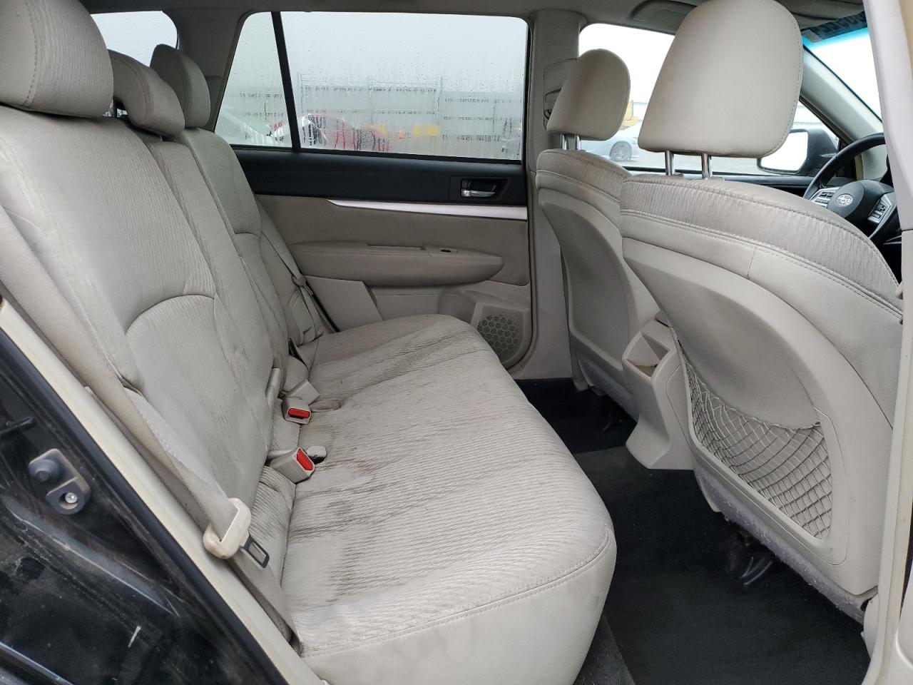 2012 Subaru Outback - Image 11