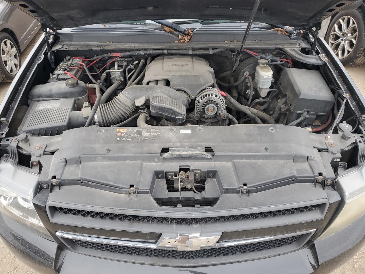 2013 Chevrolet Tahoe - Image 11