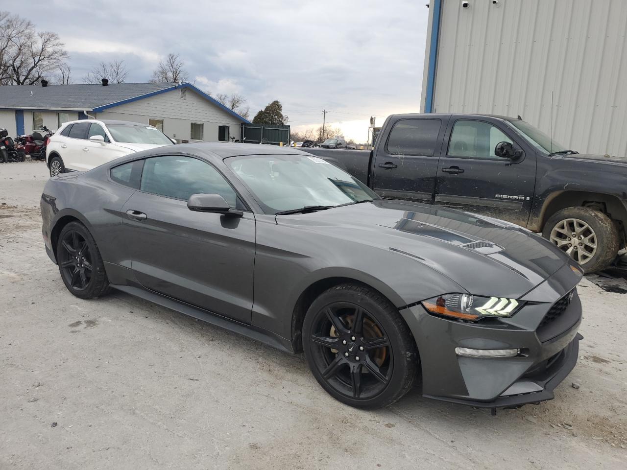 2020 Ford Mustang - Image 4