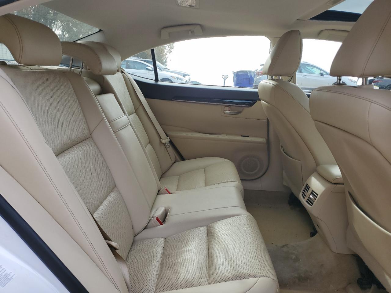 2015 Lexus Es 350 VIN: JTHBK1GG9F2208465 Lot: 84443634