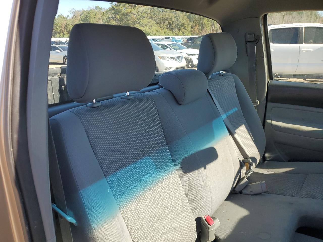 2005 Toyota Tacoma - Image 10