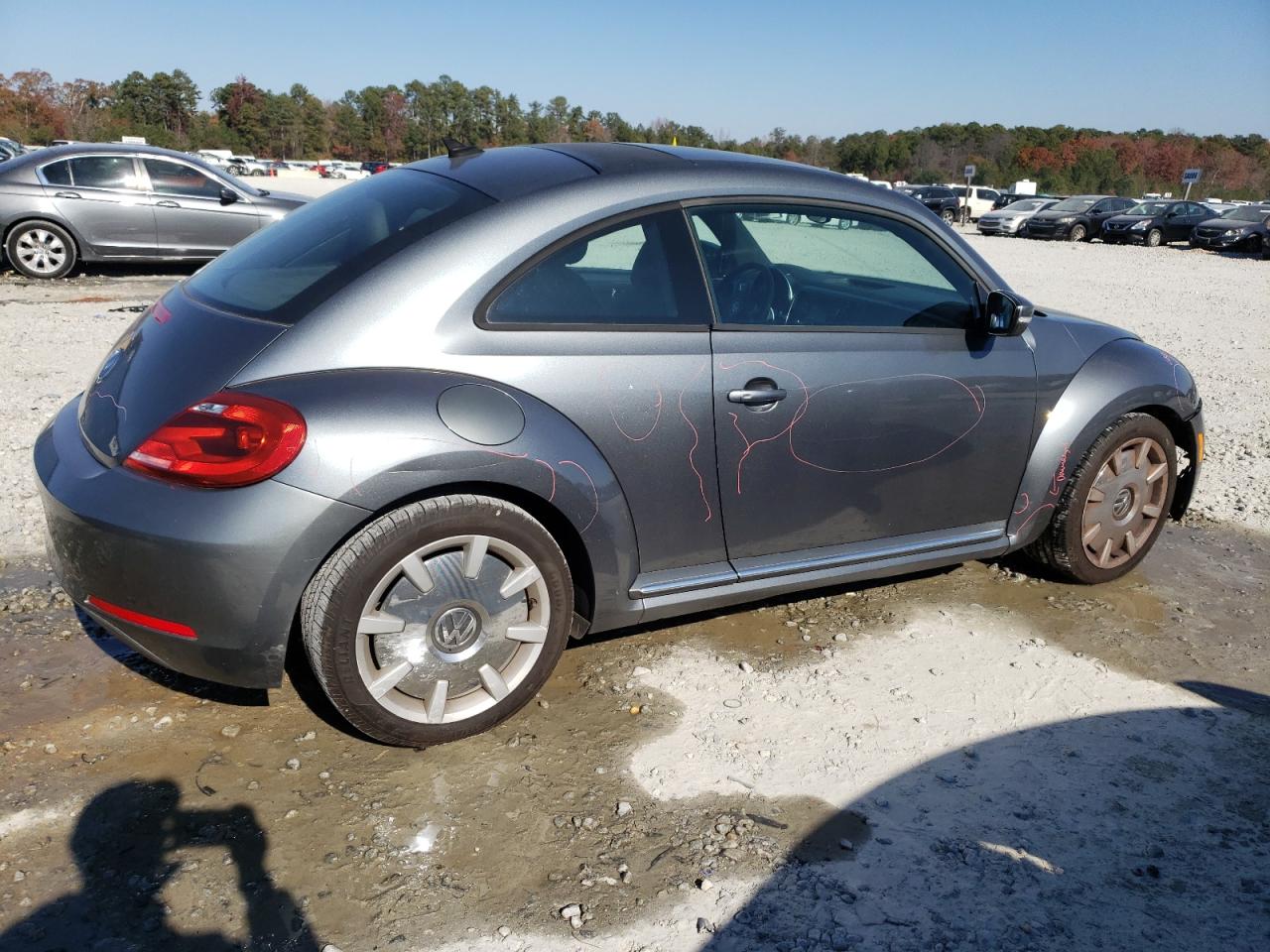 2012 Volkswagen Beetle - Image 3