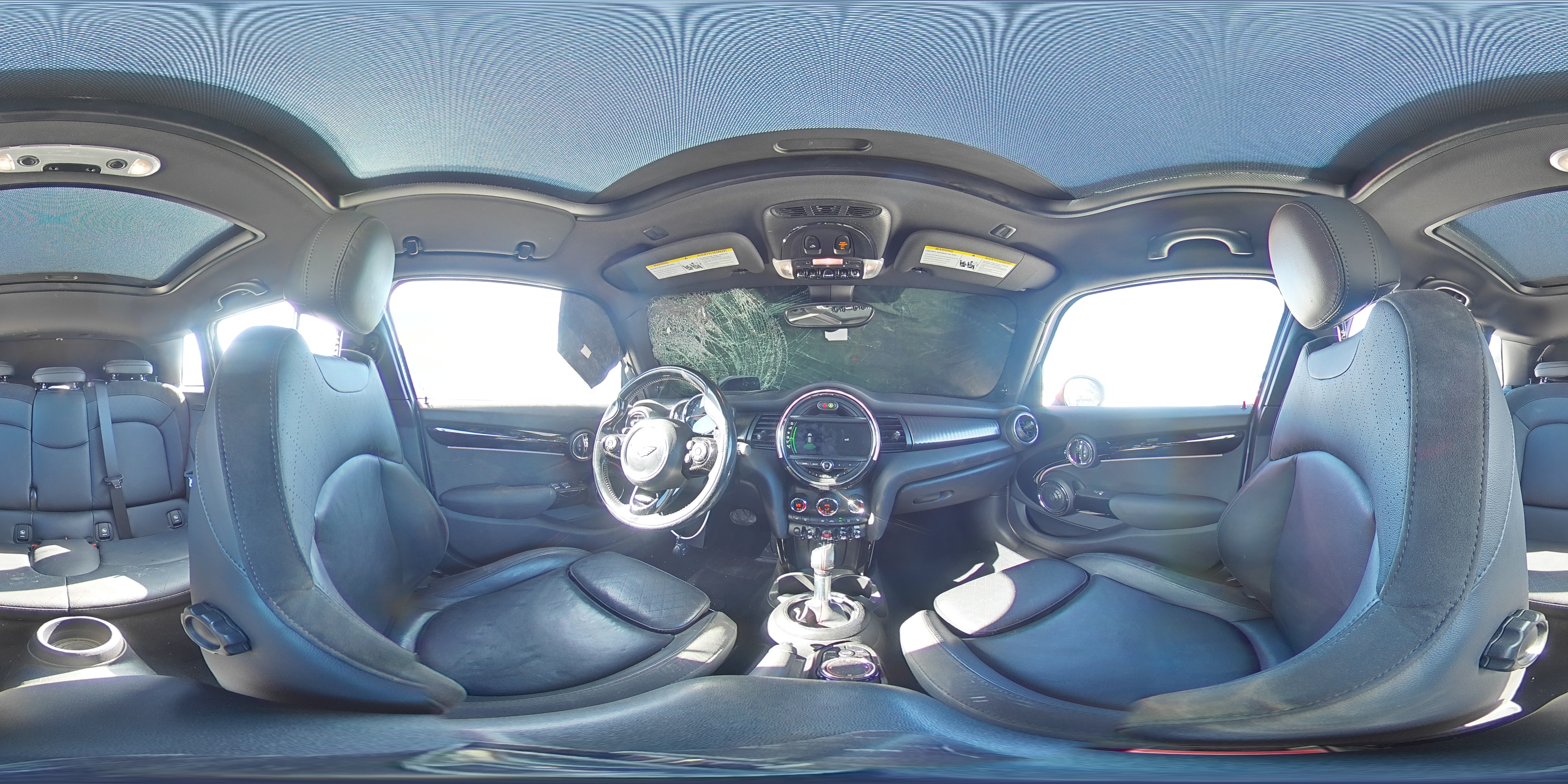 2019 MINI Cooper - Image 15