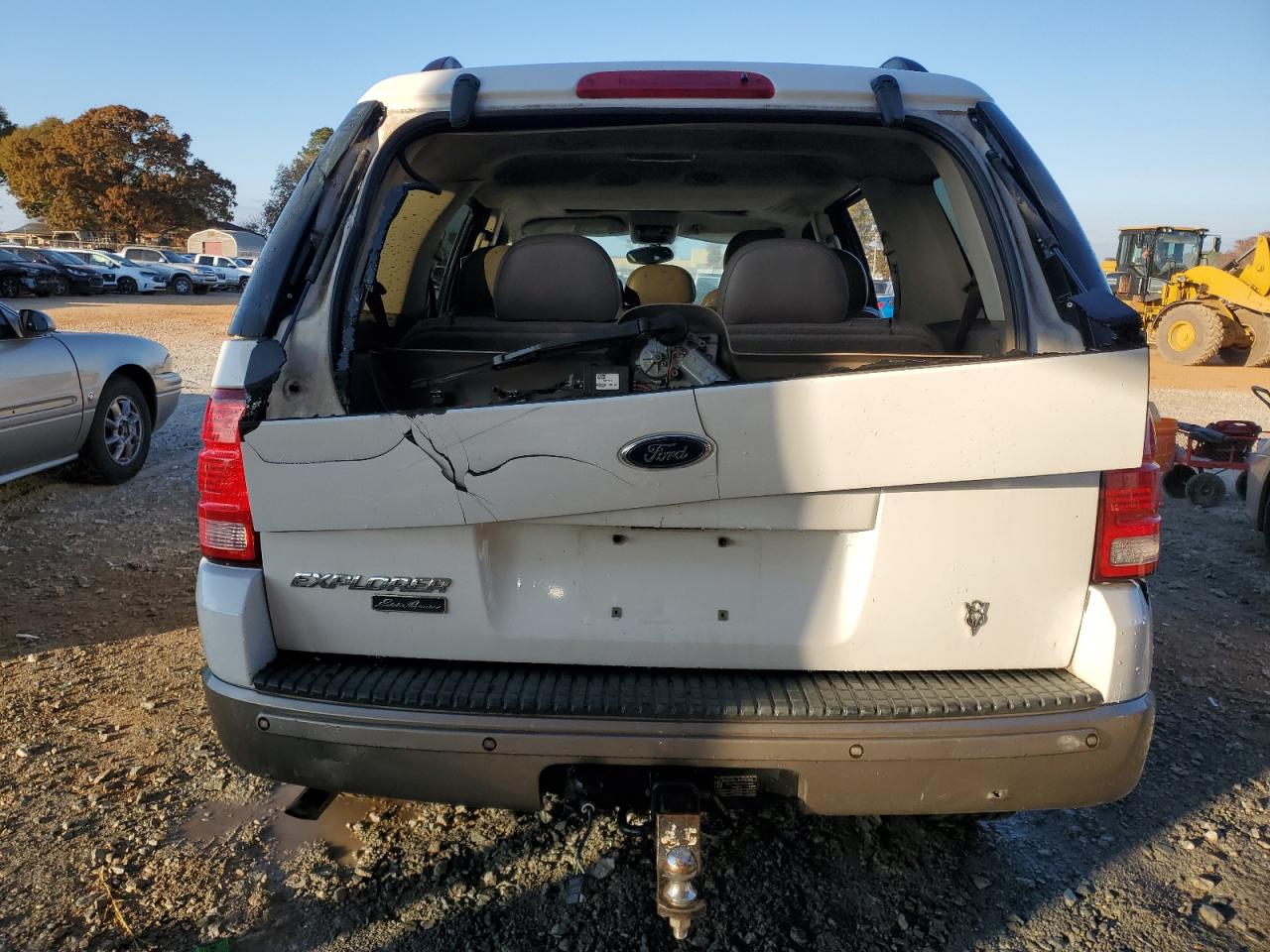 2004 Ford Explorer - Image 6
