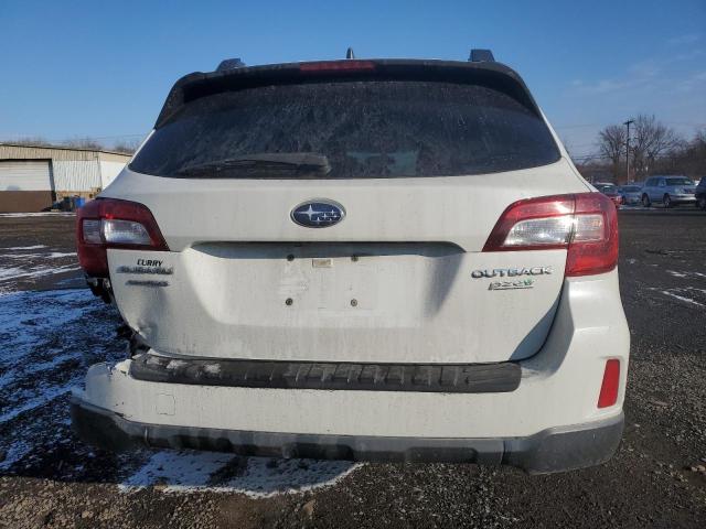  SUBARU OUTBACK 2017 Biały