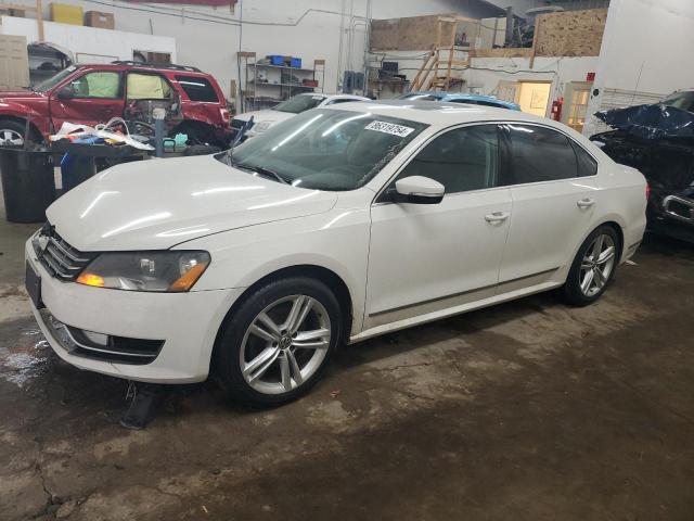  VOLKSWAGEN PASSAT 2014 White