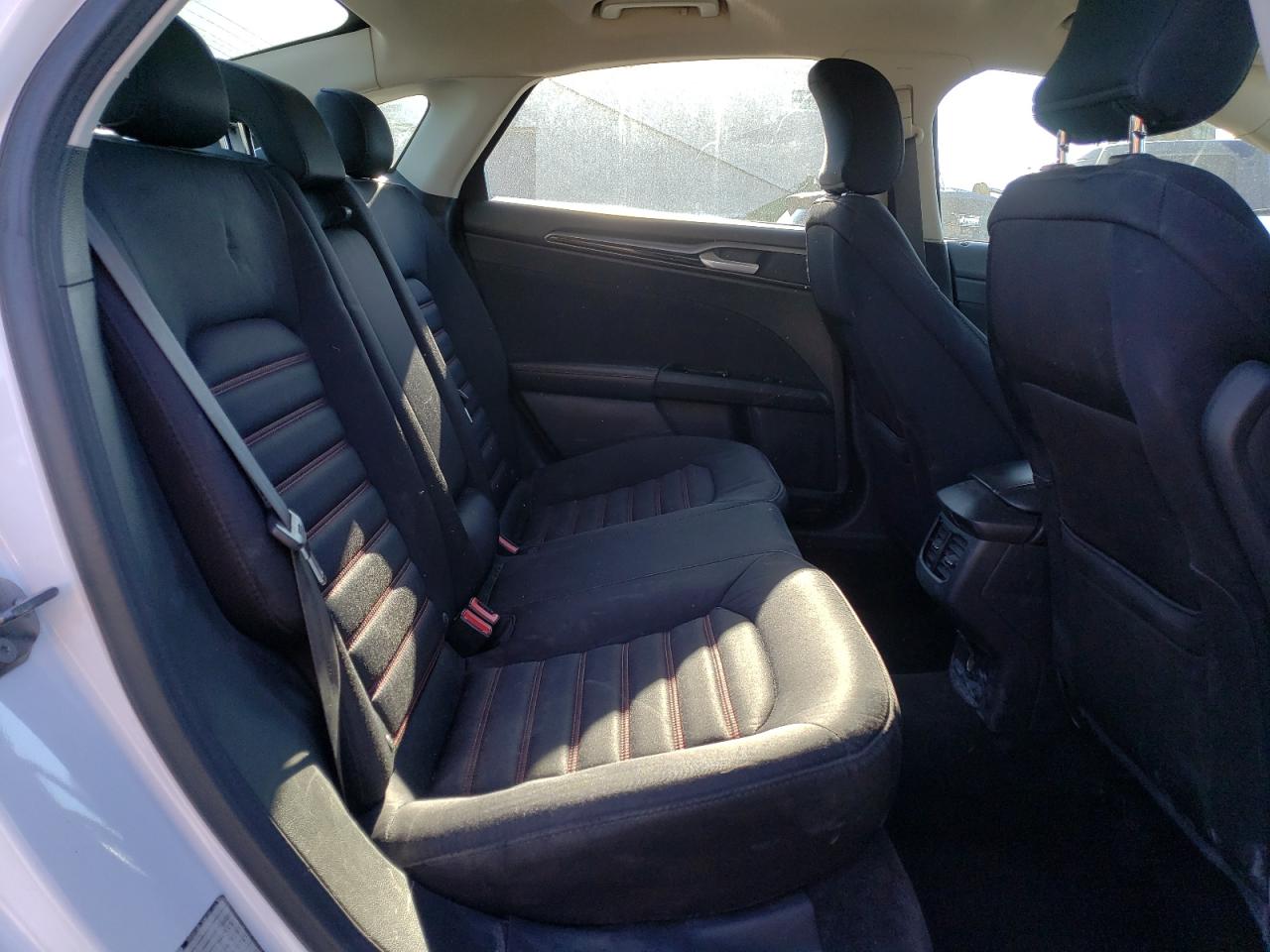 2015 Ford Fusion - Image 10