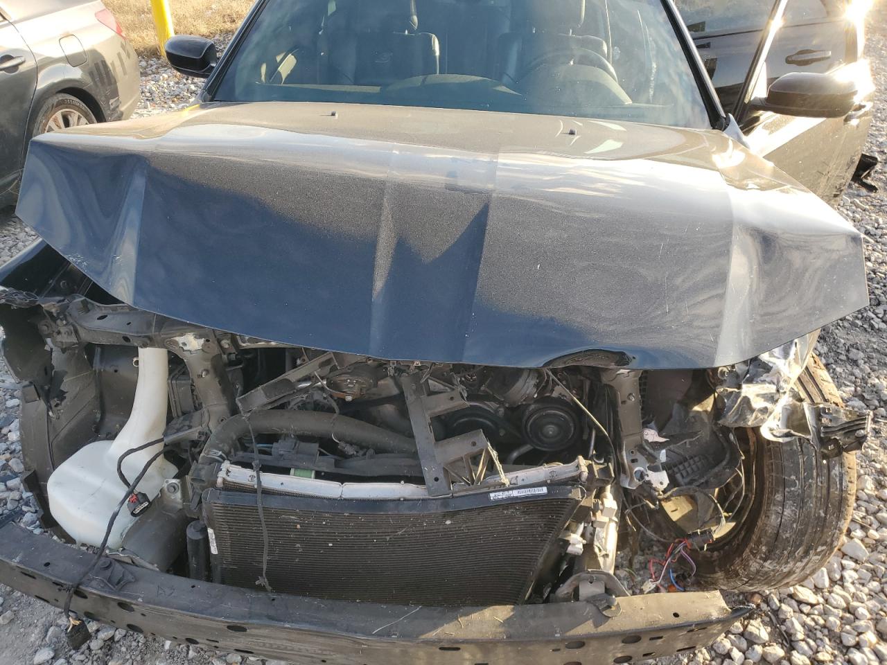 2020 Chrysler 300 - Image 12