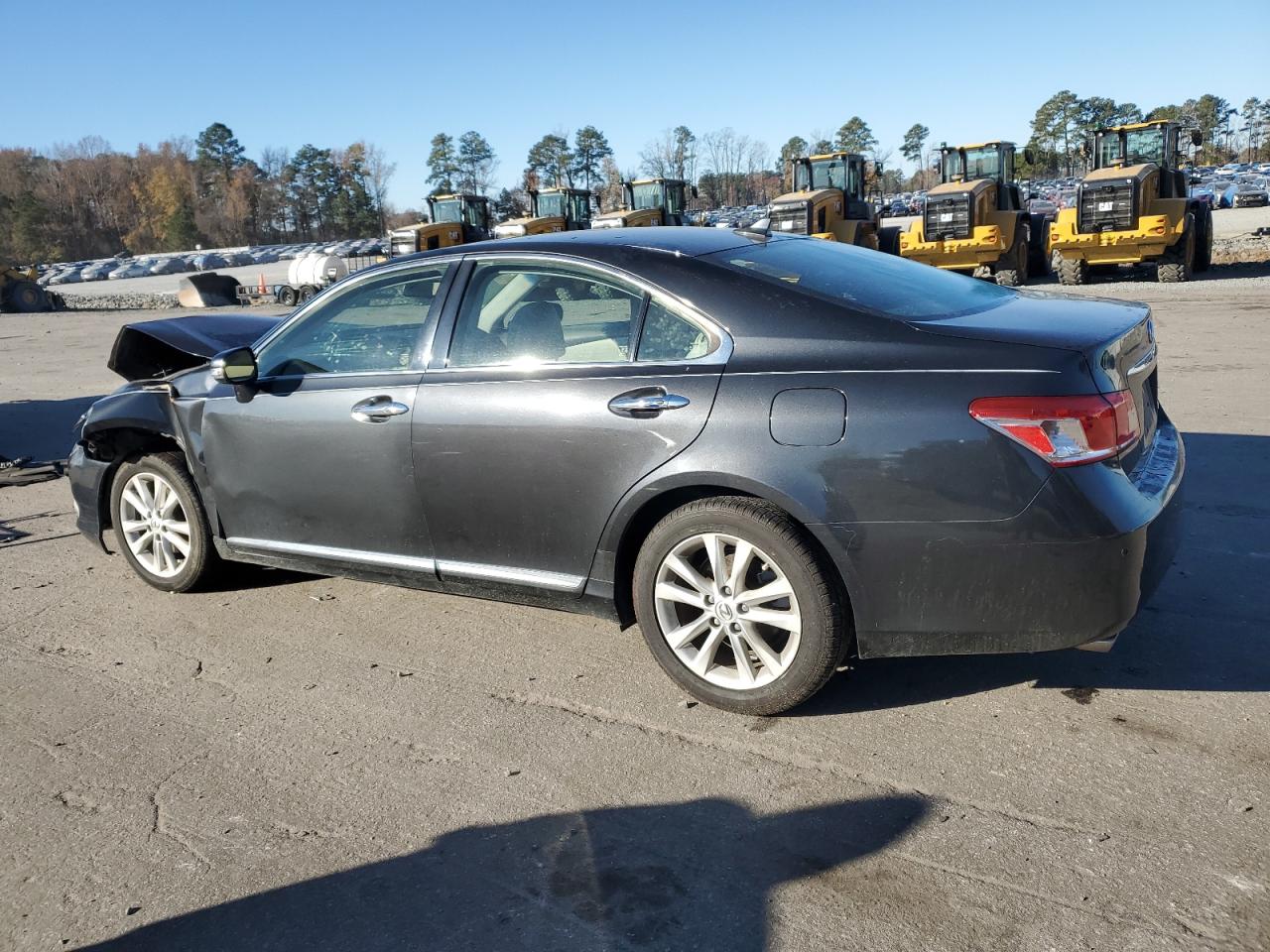 2011 Lexus ES - Image 2