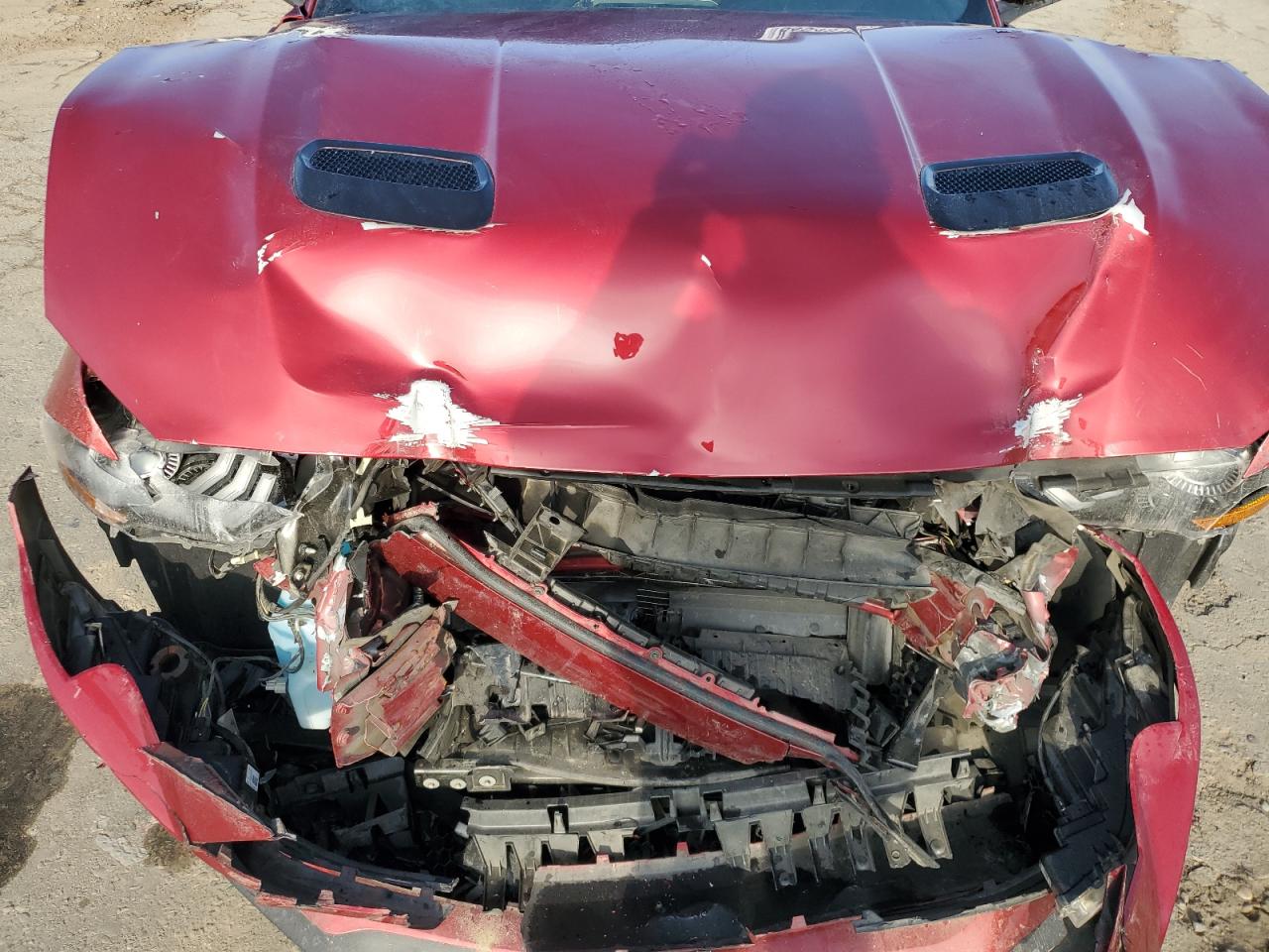 2019 Ford Mustang - Image 12