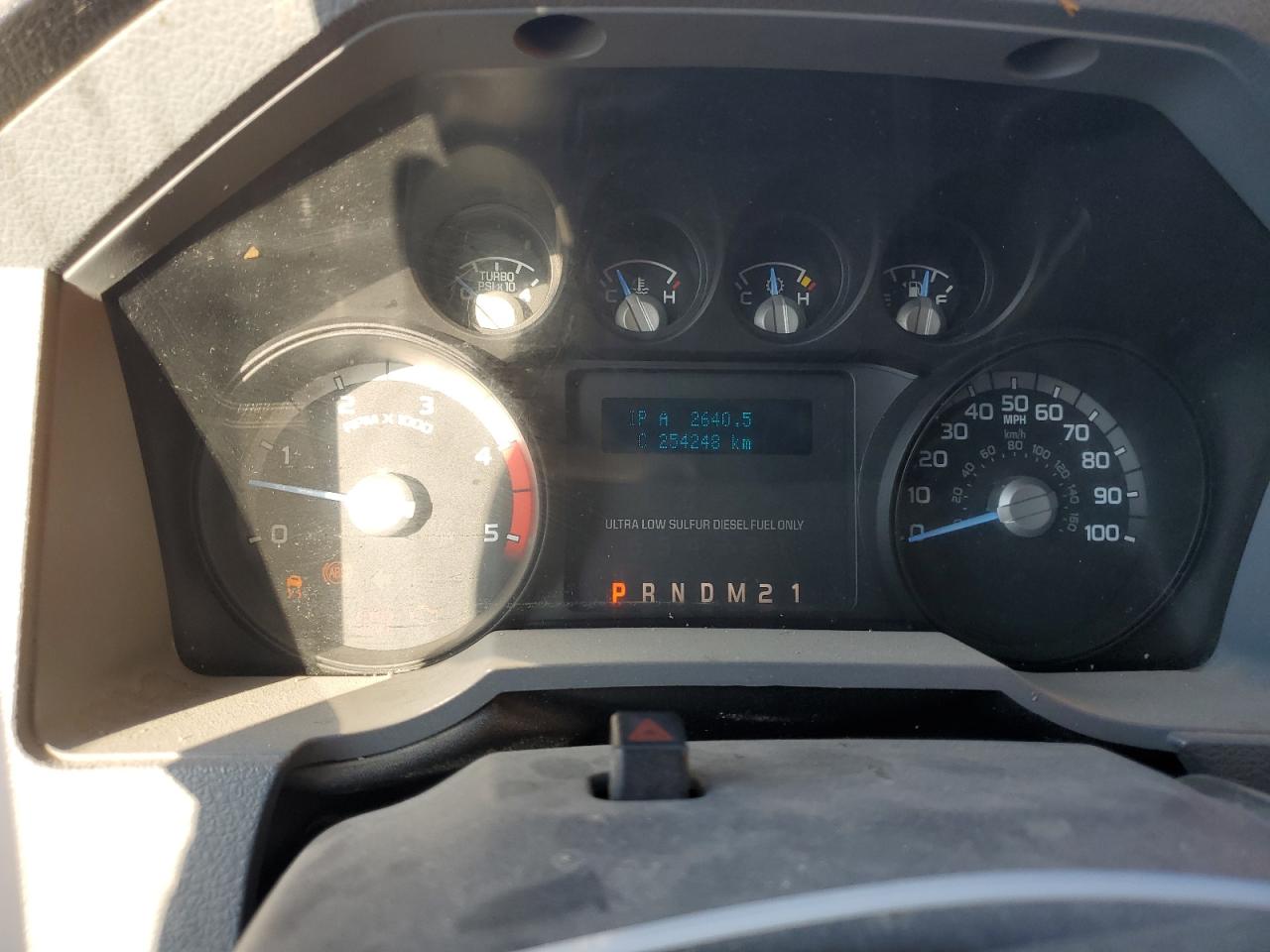 2015 Ford F550 - Image 9