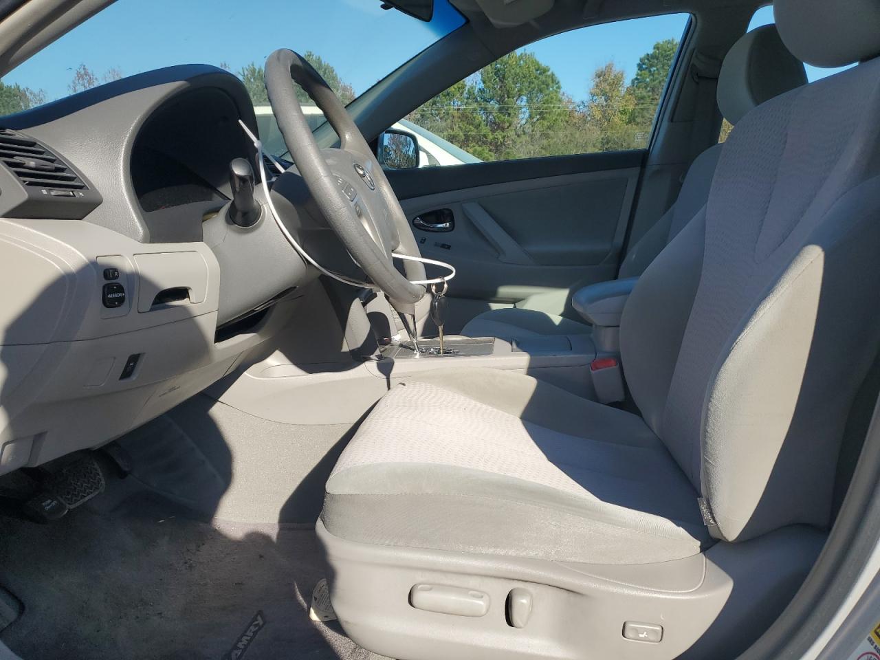 2011 Toyota Camry - Image 7