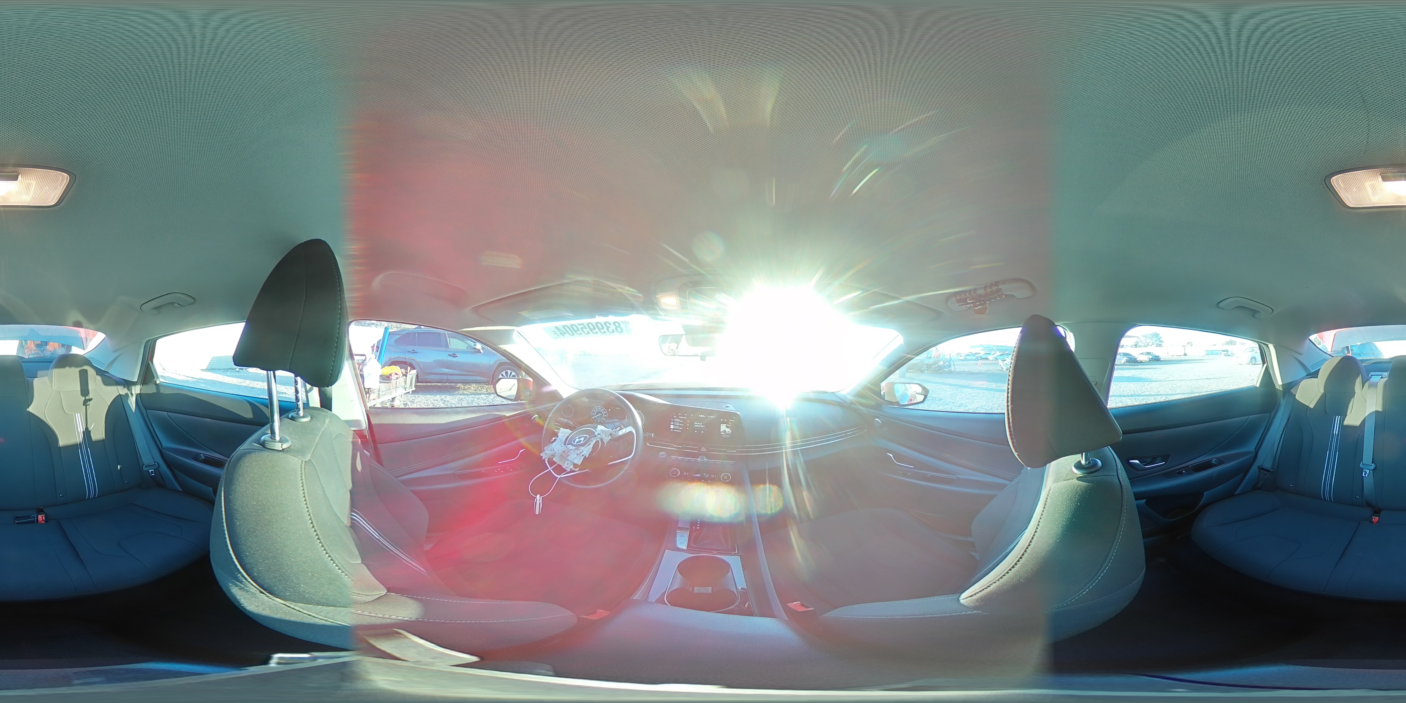 2023 Hyundai Elantra - Image 13