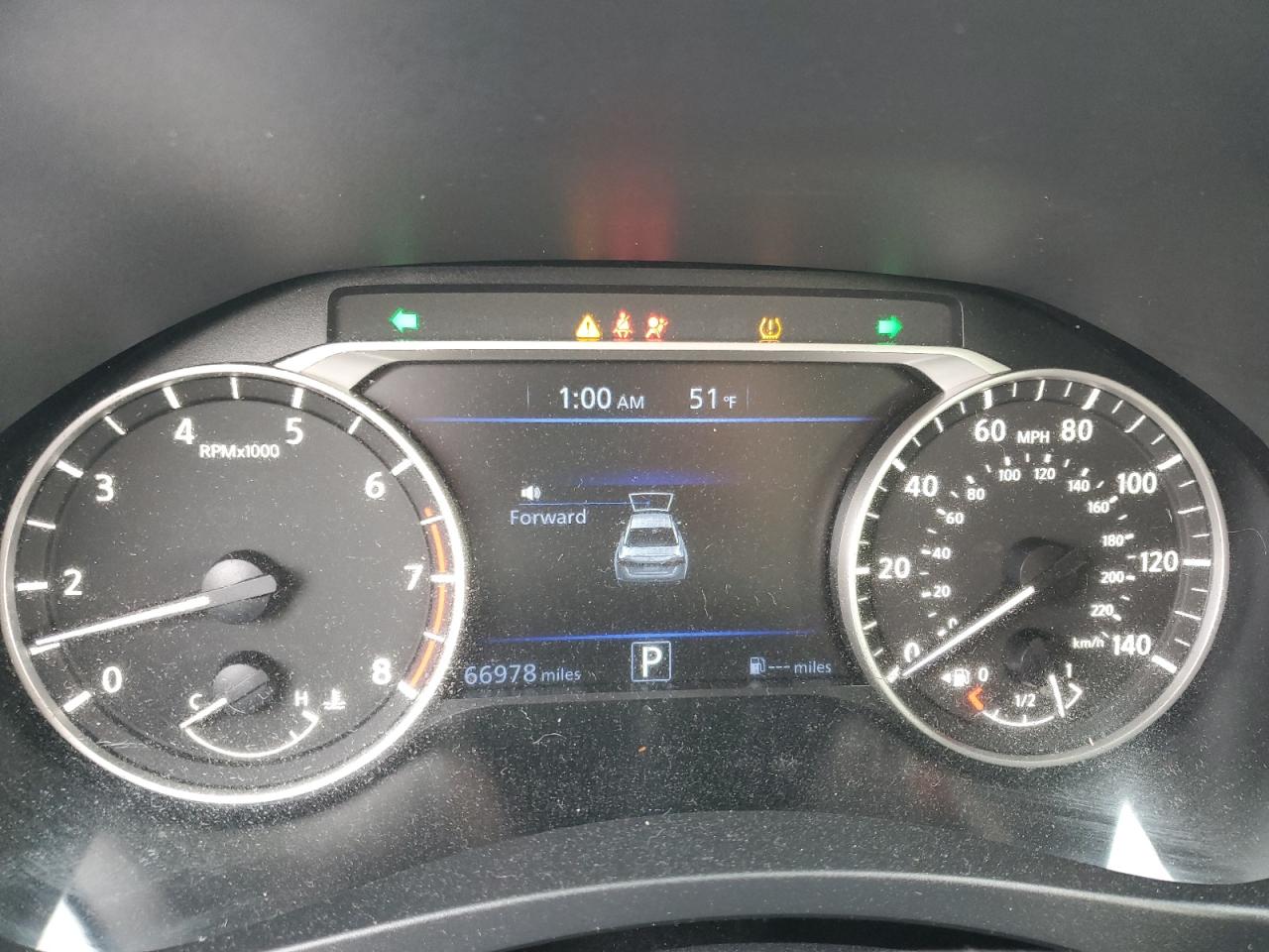 2020 Nissan Altima - Image 9