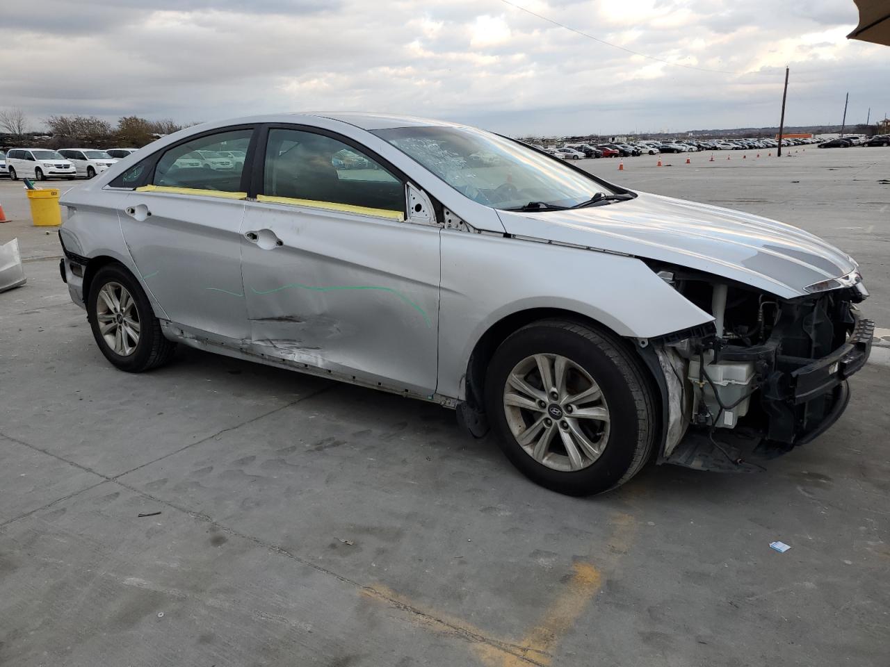 2013 Hyundai Sonata - Image 4