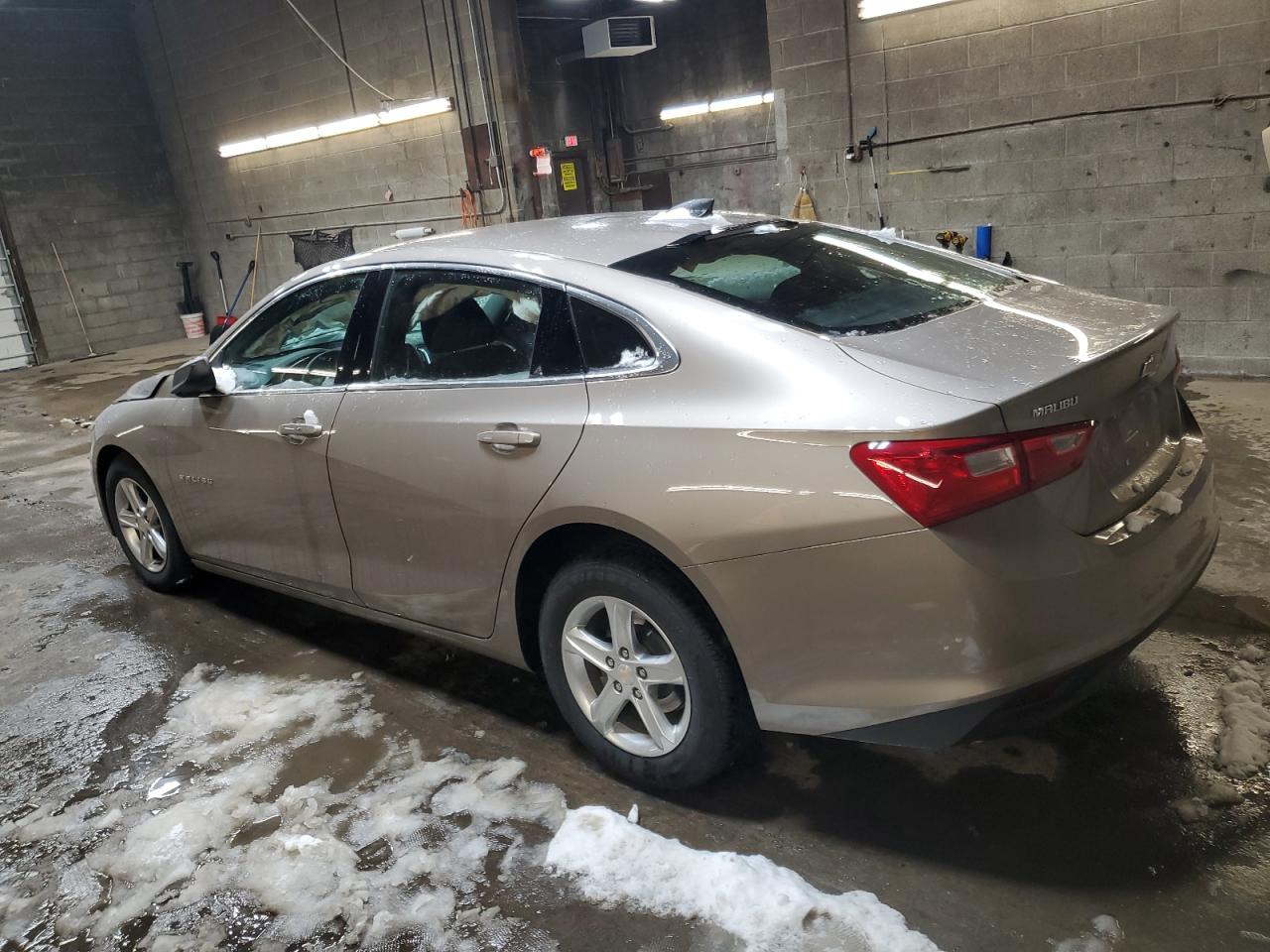 1G1ZB5ST9NF216061 2022 CHEVROLET MALIBU - Image 2