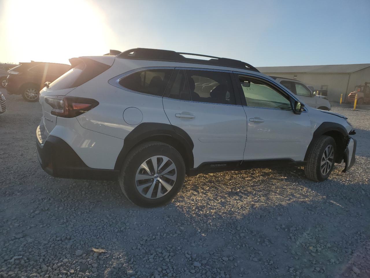 2024 Subaru Outback - Image 3