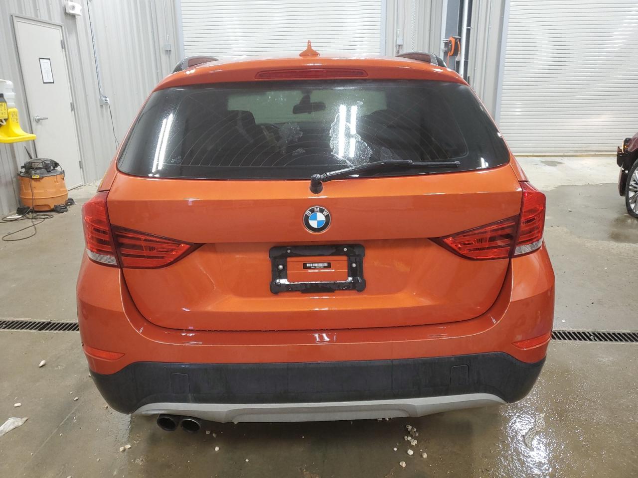 VIN WBAVL1C50DVR91653 2013 BMW X1 no.6