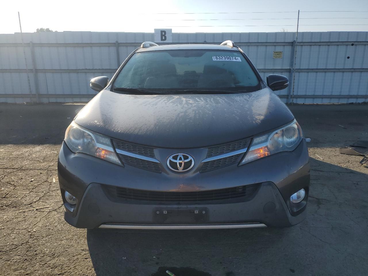2014 Toyota RAV 4 - Image 5