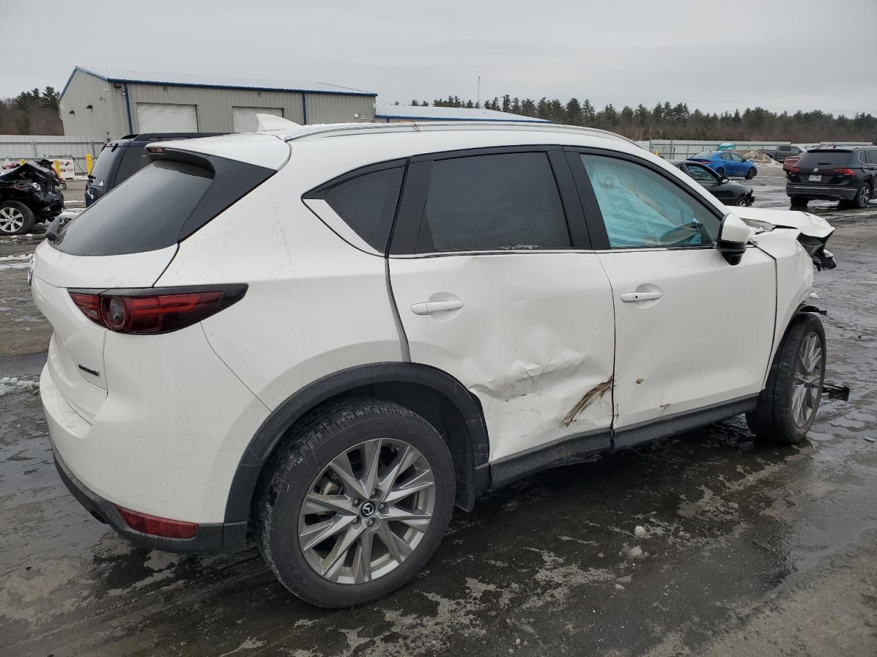 2021 Mazda CX-5 - Image 3