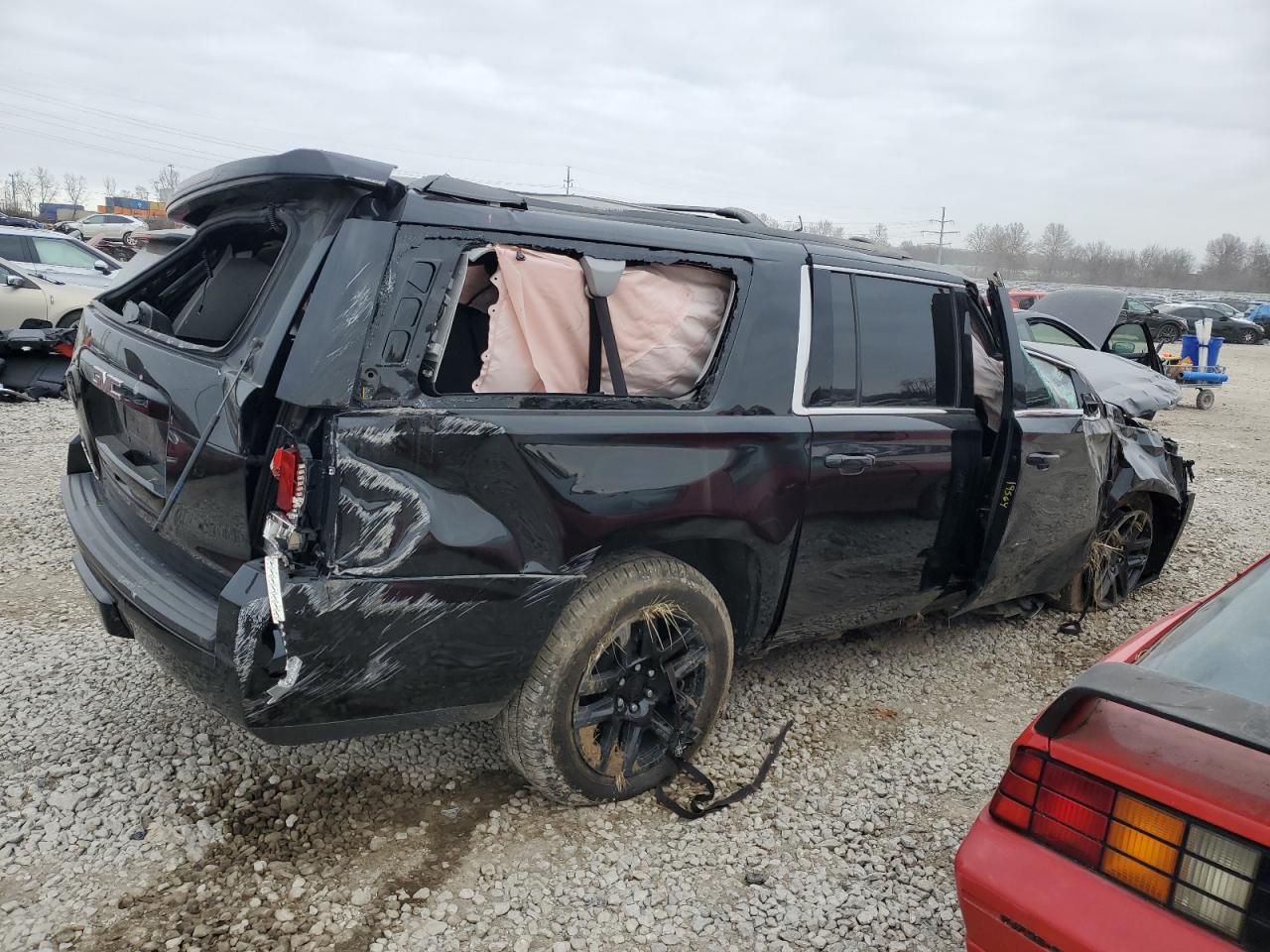 VIN 1GKS2FKC7KR312185 2019 GMC YUKON no.3