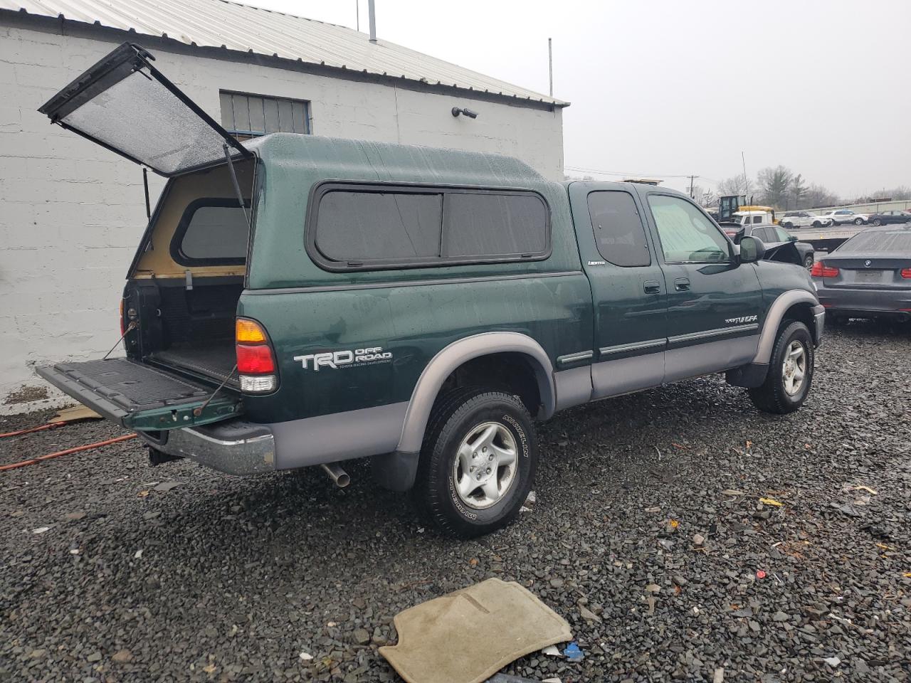 2002 Toyota Tundra - Image 3
