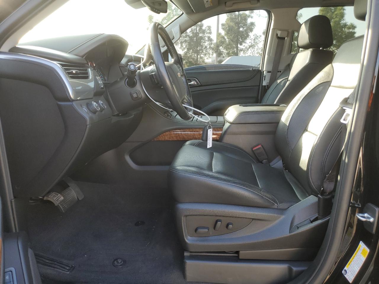 2020 Chevrolet Suburban - Image 7