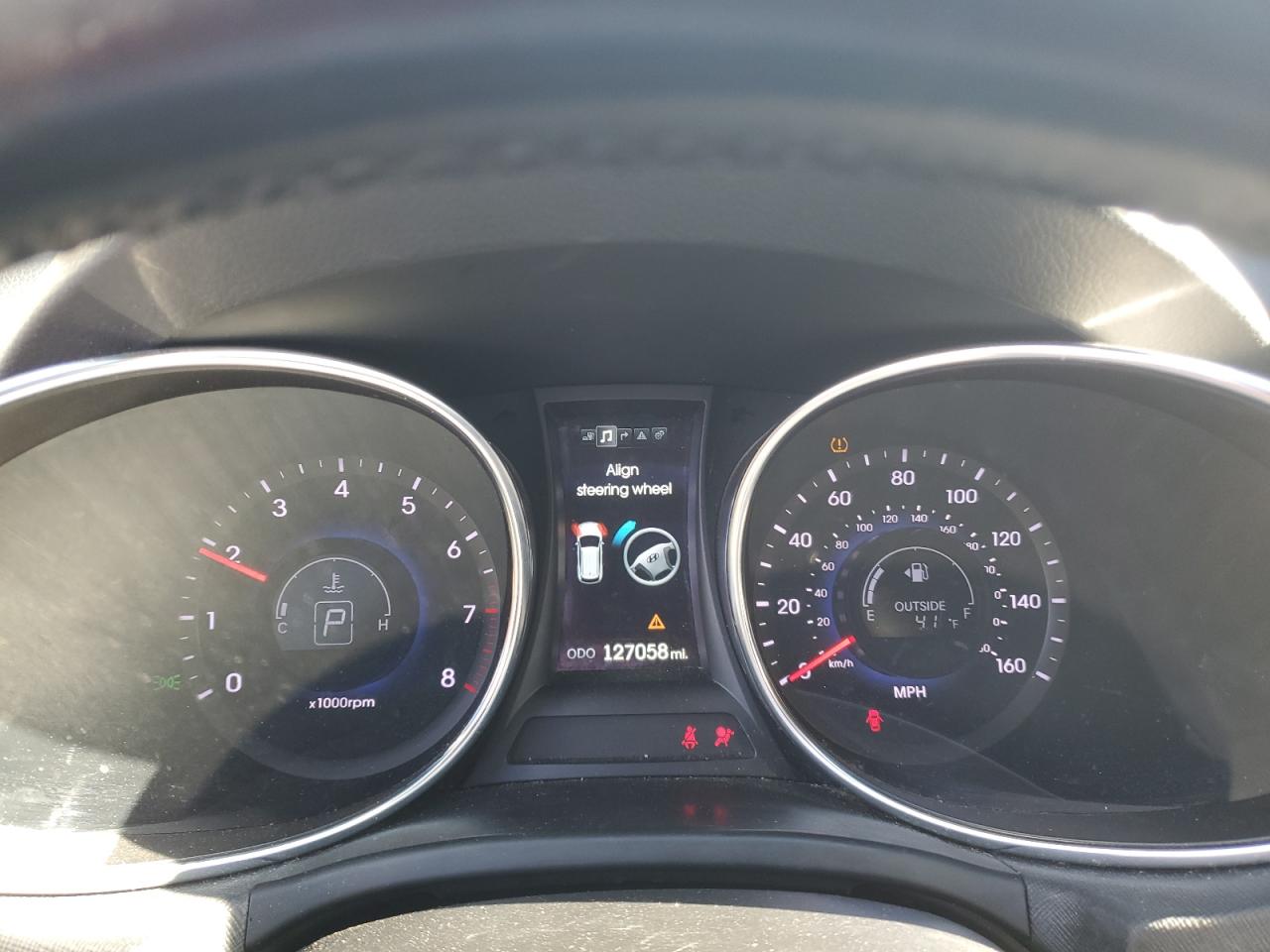2014 Hyundai Santa Fe - Image 9