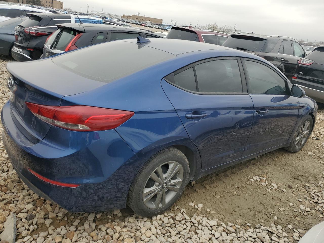 VIN 5NPD84LFXHH197341 2017 HYUNDAI ELANTRA no.3