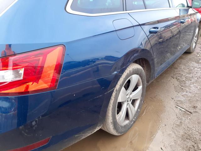 2016 SKODA SUPERB SE