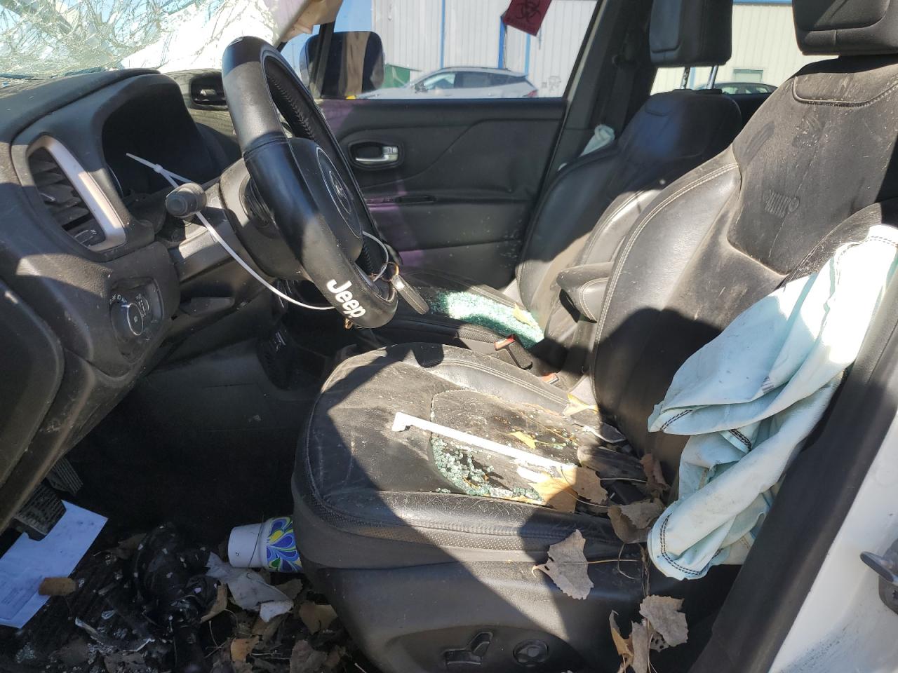 2016 Jeep Renegade - Image 7