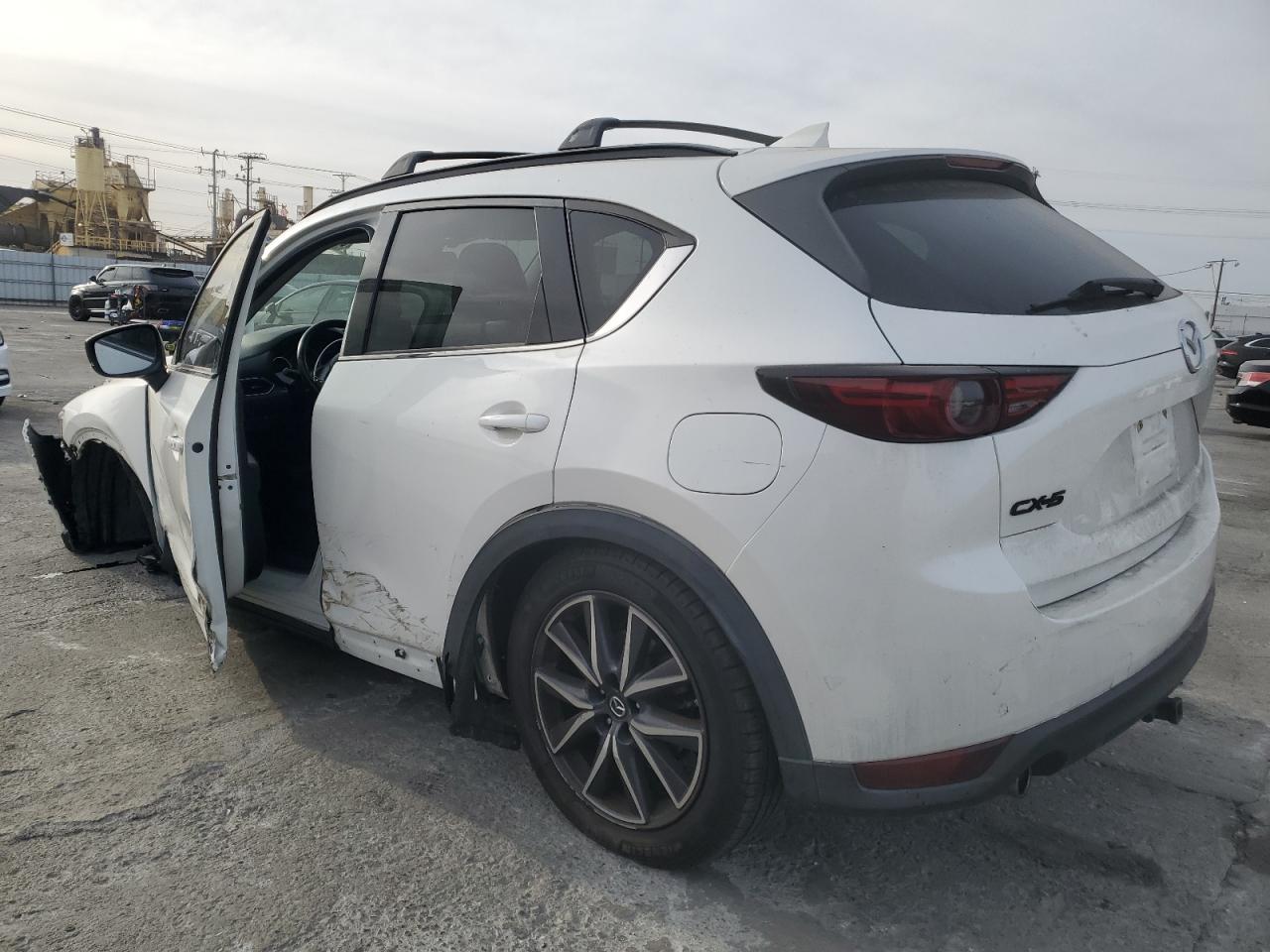 2017 Mazda CX-5 - Image 2