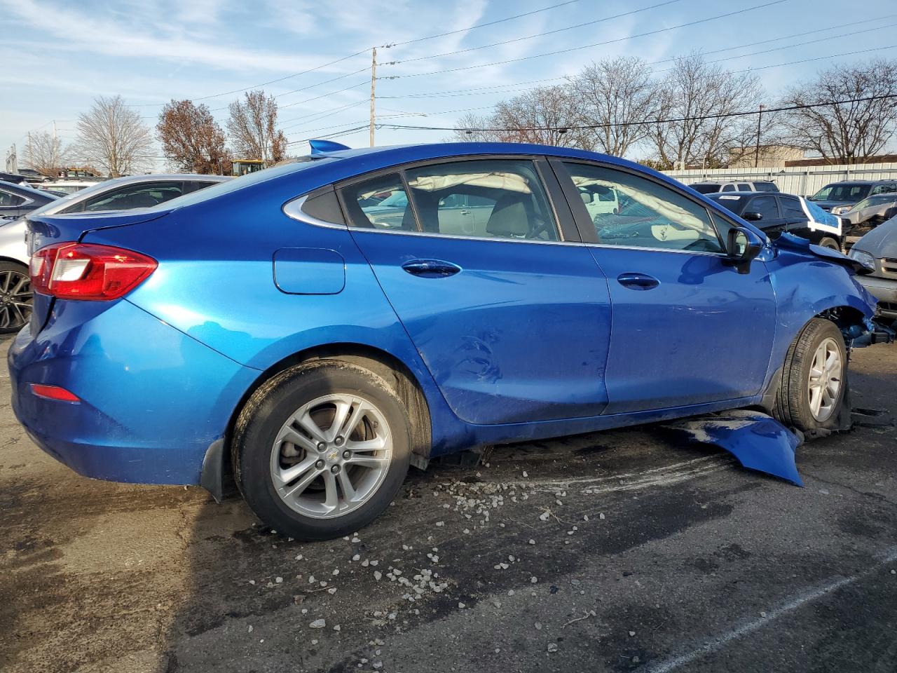 2016 Chevrolet Cruze - Image 3