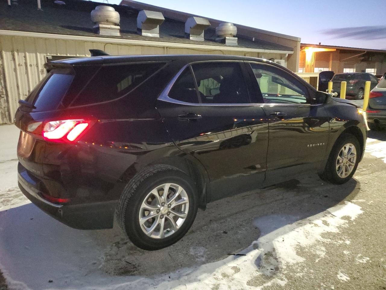 2020 Chevrolet Equinox - Image 3