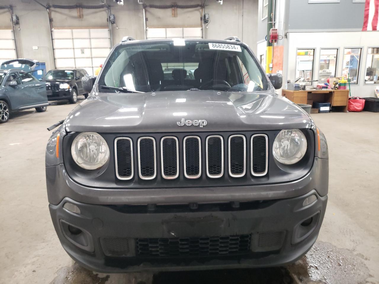 VIN ZACCJBBT8GPC81059 2016 JEEP RENEGADE no.5