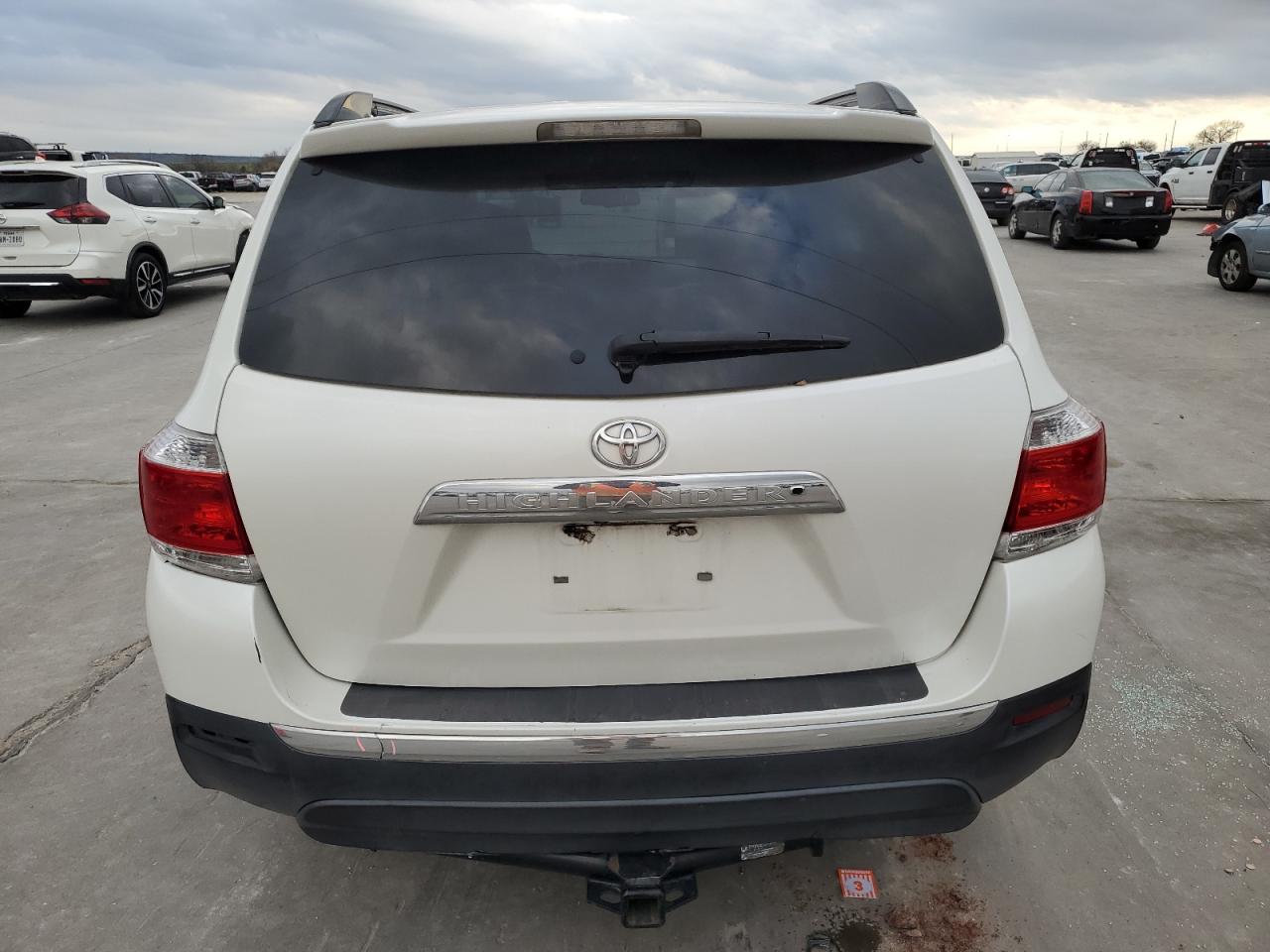 VIN 5TDZK3EH5DS096258 2013 TOYOTA HIGHLANDER no.6