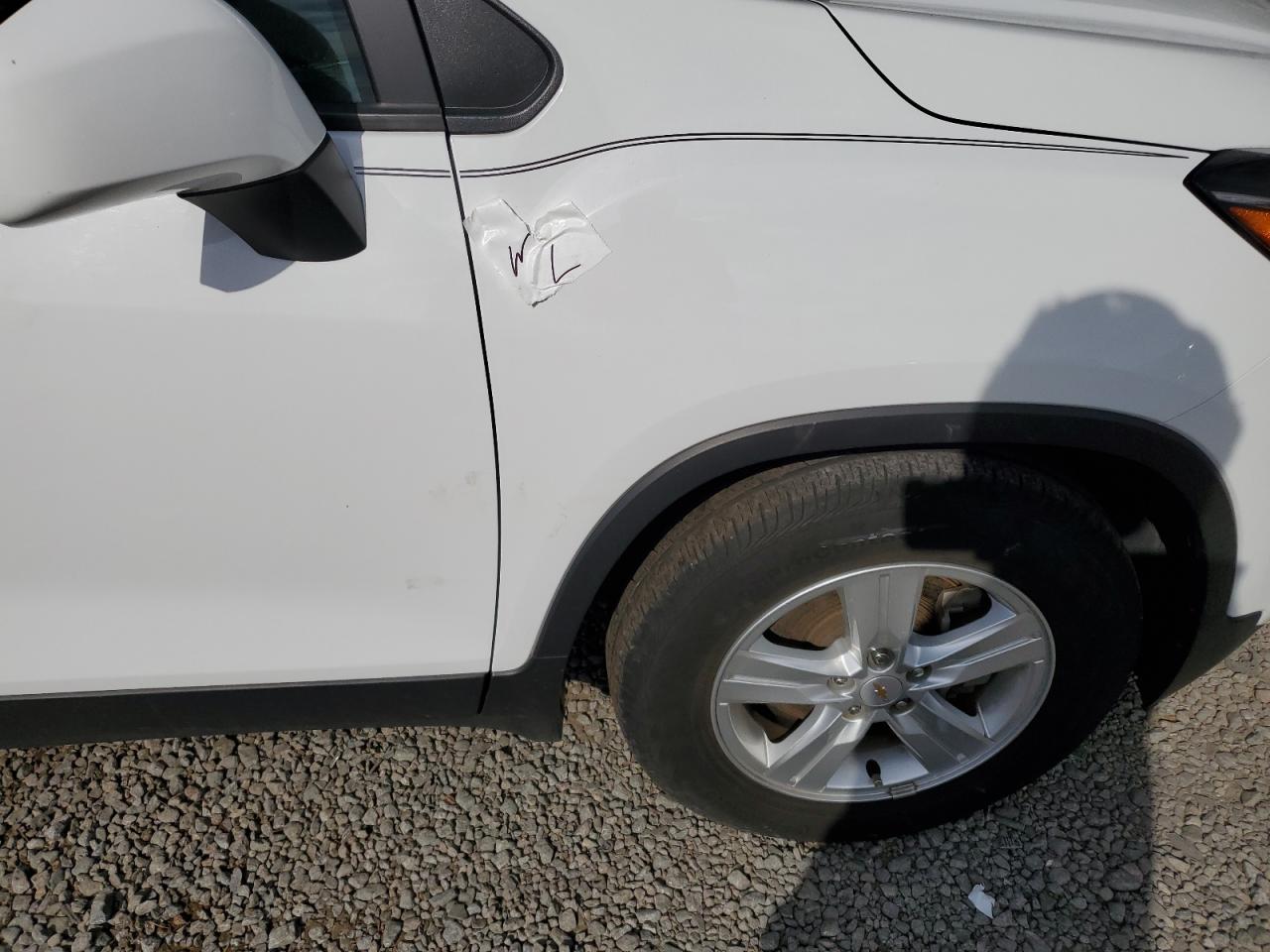 2020 Chevrolet Trax - Image 13