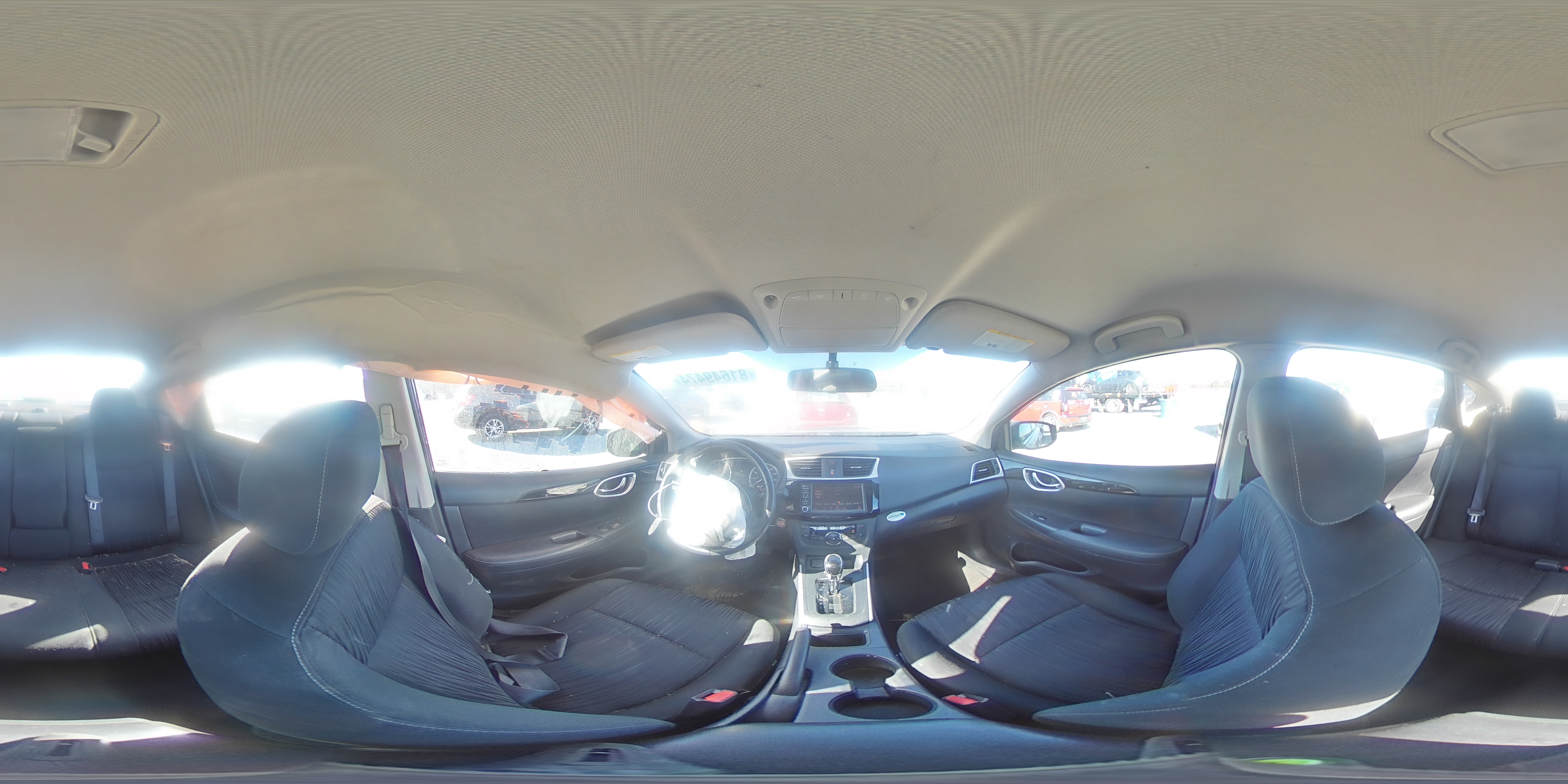 2019 Nissan Sentra - Image 13