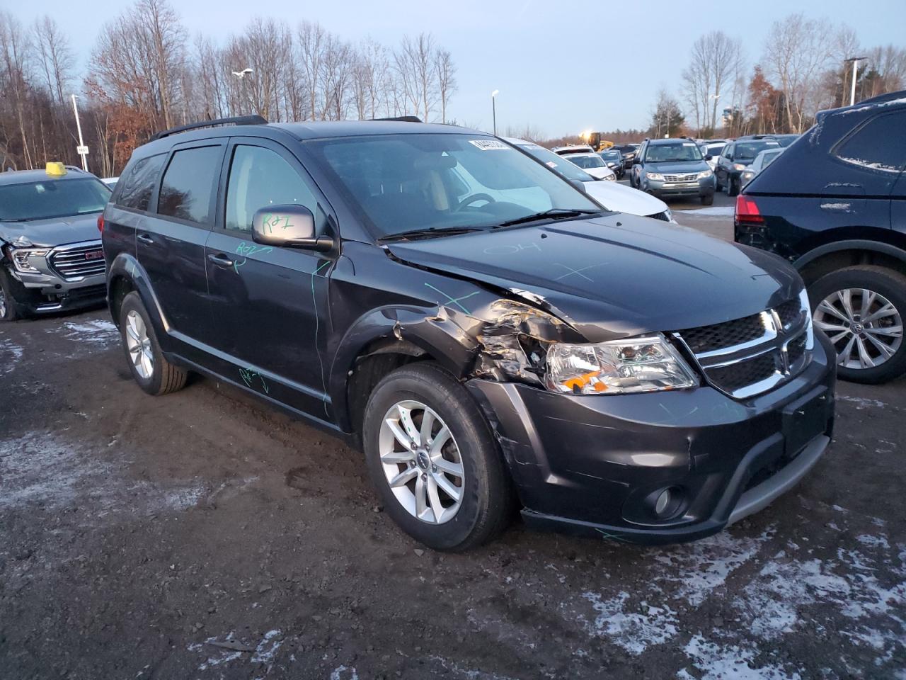 VIN 3C4PDCBG1FT743535 2015 DODGE JOURNEY no.4