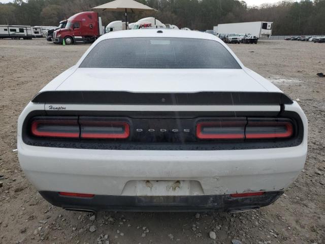  DODGE CHALLENGER 2018 Белы
