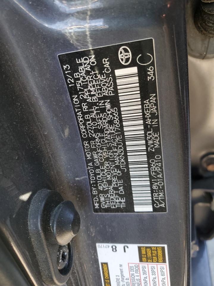 2014 Toyota Prius - Image 12