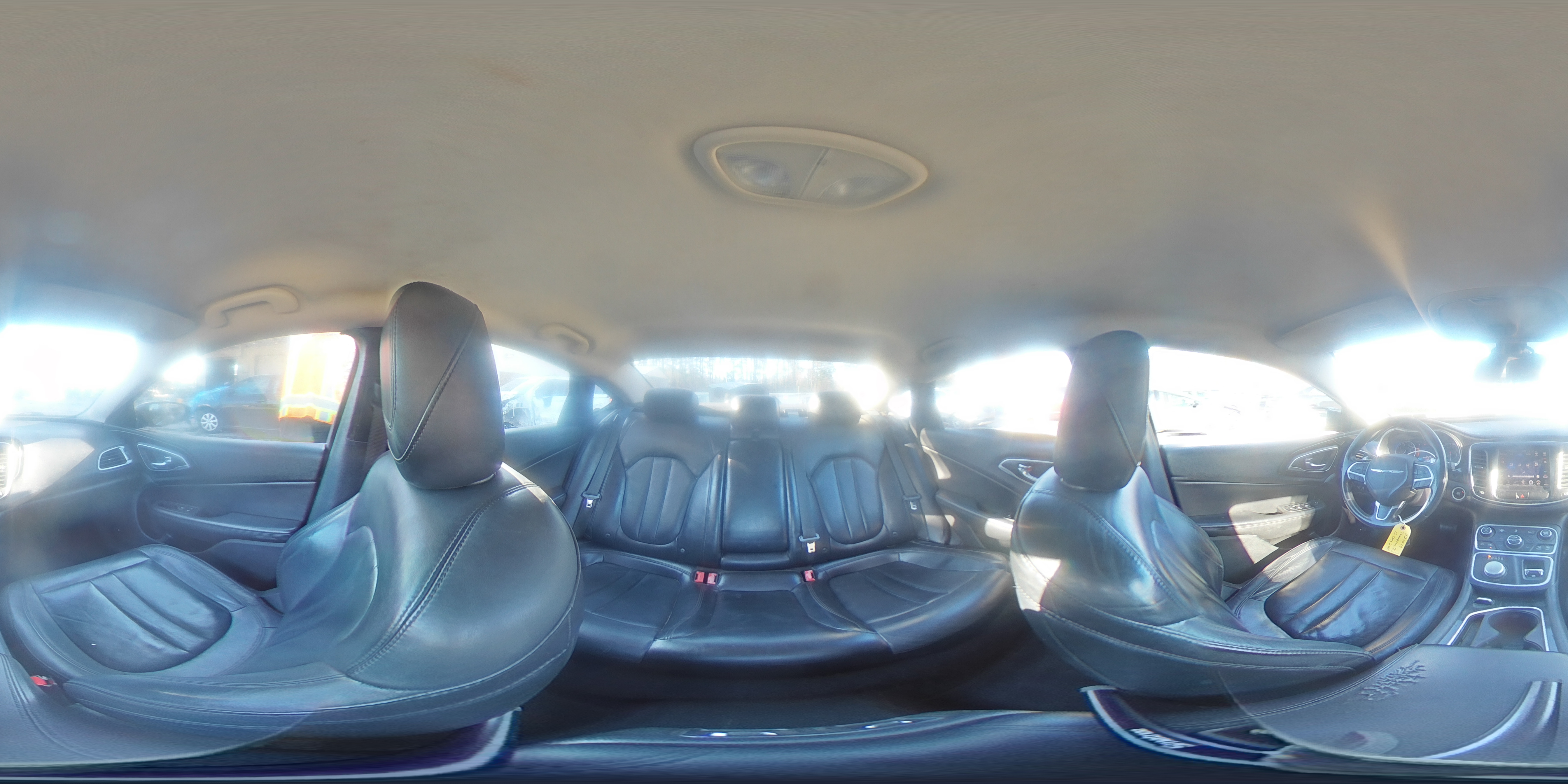 2015 Chrysler 200 - Image 15